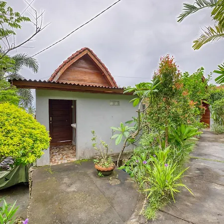 Petak Cottage